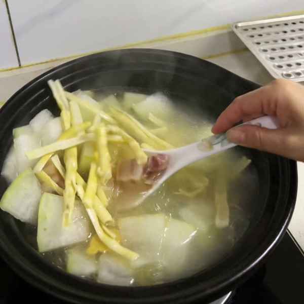 咸肉冬瓜湯怎么燒好吃—咸肉冬瓜煲