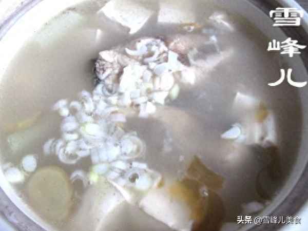 白鰱魚燉豆腐的家常做法、白鰱魚燉豆腐的家常做法視頻