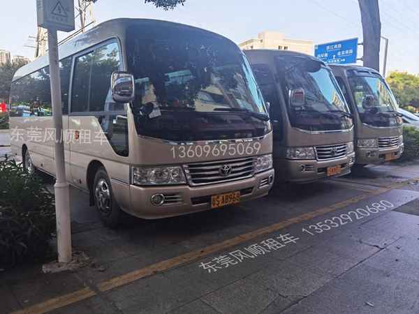 考斯特19座租一天多少錢(考斯特9座商務車租車價格)
