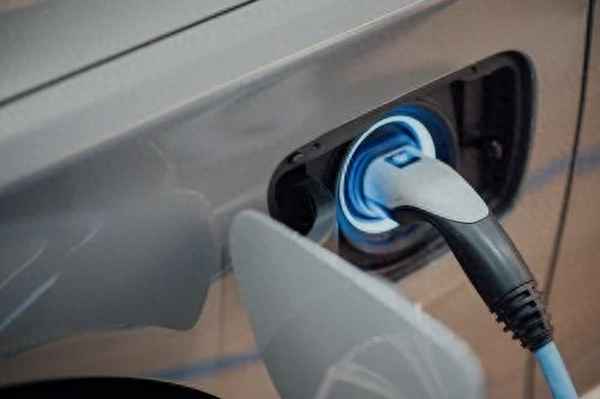 最燃汽車財務狀況;2019汽車行業財務指標標準值