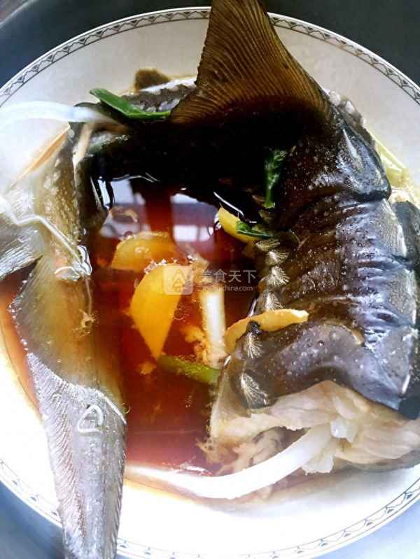 清蒸鱘魚怎么做好吃-怎樣做清蒸鱸魚