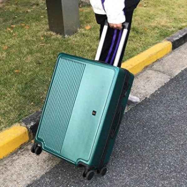 24寸26寸28寸行李箱對比、26寸行李箱和身高圖