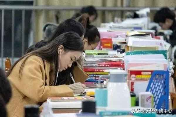 天津财经大学研究生学费-天津财经大学研究生学费高吗