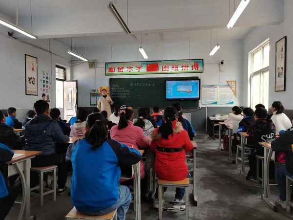 課題研究中期報告模板 范文_高中綜合素質研究性課題模板