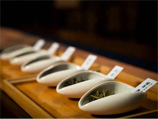 霸王茶姬股票上市了吗(霸王茶姬加盟费明细表2023)