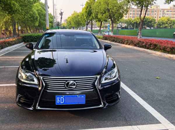奔馳460報價表、奔馳460l價格