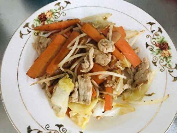 豆芽炒肉絲的做法,豆芽炒肉絲的做法視頻