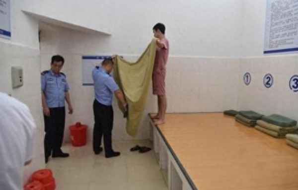 被留置人家属可以探监吗_被留置后家属要找关系吗