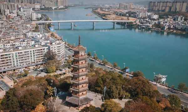 廣東河源最出名的是什么;廣東河源是個窮地方嗎