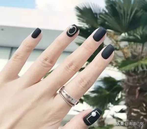 指甲又宽又短怎么矫正,指甲很宽怎么矫正