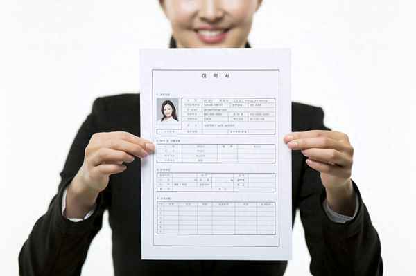 大學生自傳范文內(nèi)容、大學生自傳要怎么寫