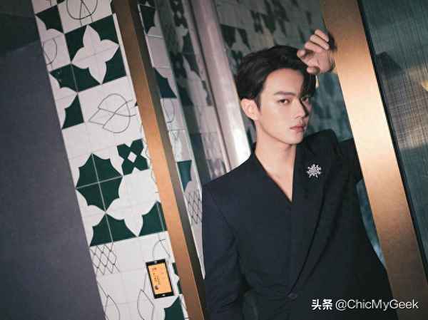 十位當前最紅男演員_男演員100位名單圖片