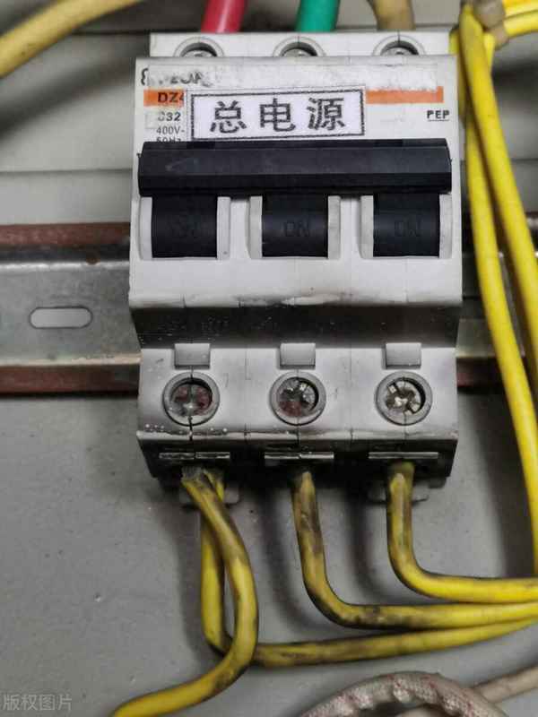 開關與漏電保護器的區別;什么是漏電保護開關
