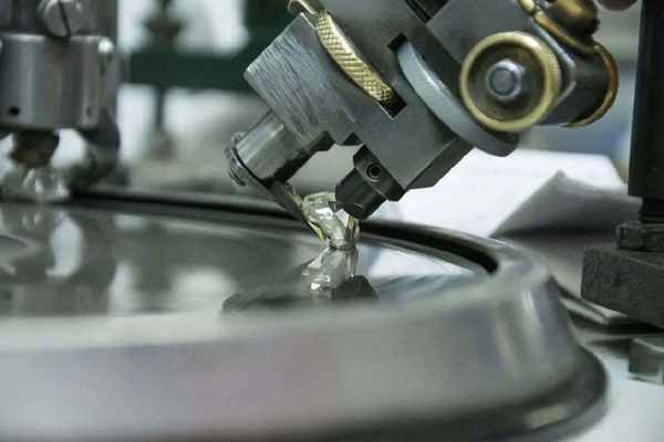 财经钻石、钻石财富