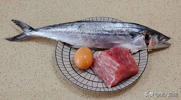 魚(yú)丸家常做法最簡(jiǎn)單_魚(yú)丸子制作方法和配方