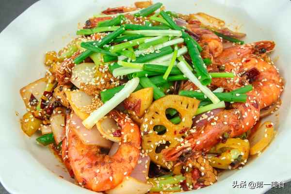 簡單家常麻辣火鍋的做法、麻辣火鍋的做法和配料視頻