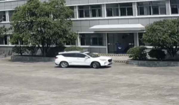中石化緊急送油服務_怎么聯系加油站送油