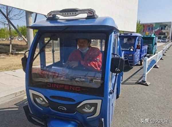 機動車發(fā)票廠牌必須寫牌子嗎—機動車發(fā)票生產(chǎn)企業(yè)名稱一定要填嗎