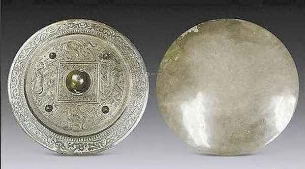 高堂明镜悲白发出自哪本书(高堂明镜悲白发的高堂是什么意思)