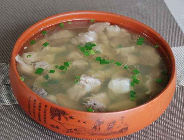 如何燉瘦肉不柴不老(燉豬肉怎樣才能軟爛松軟不柴)