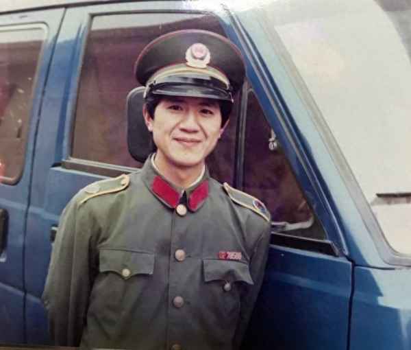 火车驶向九霄云外歌词含义-列车驶向九霄云外