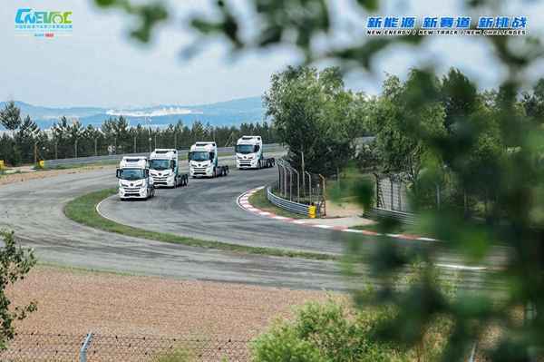 自動駕駛新能源汽車_自動駕駛新能源汽車需要什么專業(yè)