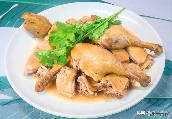 老鴨湯怎么做的視頻—正宗老鴨湯的做法步驟