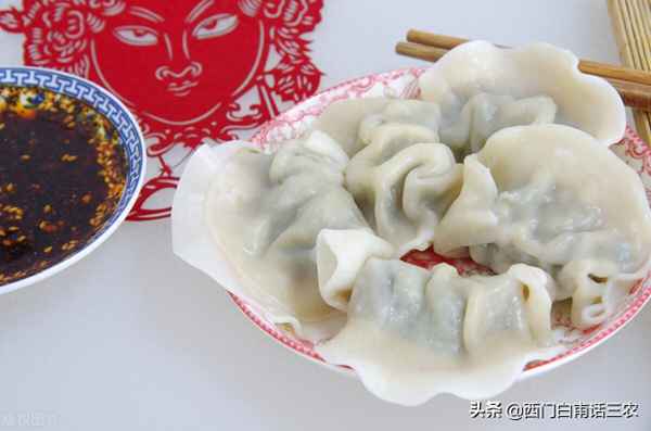 吃粽子紀念屈原的故事—吃粽子紀念屈原的故事簡介
