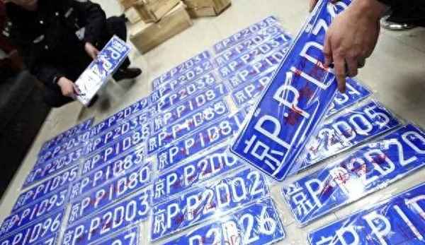 異地買車怎么把車運(yùn)回來—汽車托運(yùn)2000公里大概多少錢