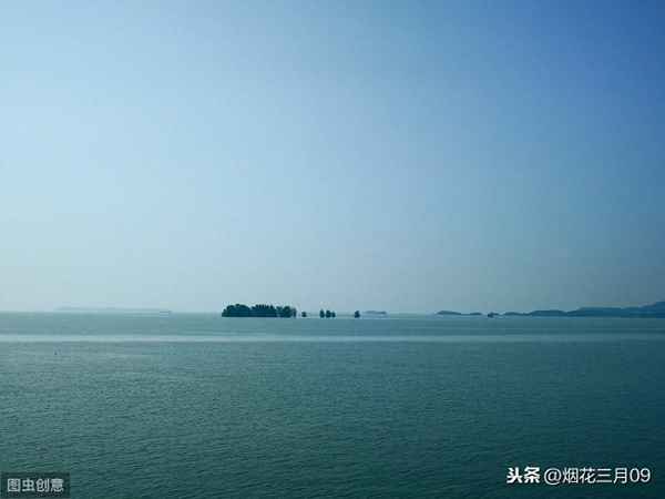 端居耻圣明的上一句是什么,端居的意思是什么