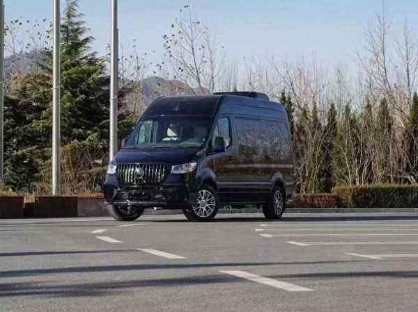 奔馳私奔特商務車報價_奔馳豪華商務車報價