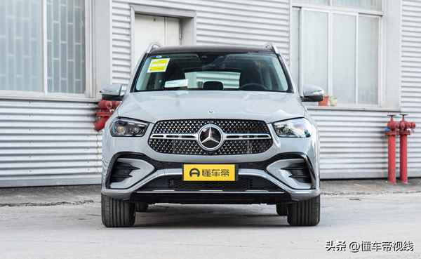 奔馳商務(wù)車七座2023新款價(jià)格、奔馳商務(wù)車七座2023新款價(jià)格v260