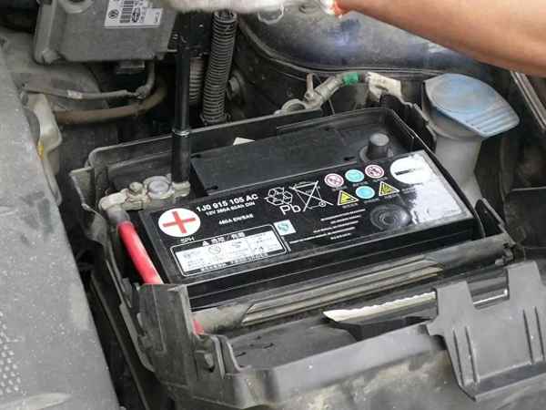 電瓶壽命50%需要更換嗎,電瓶壽命50需要更換嗎
