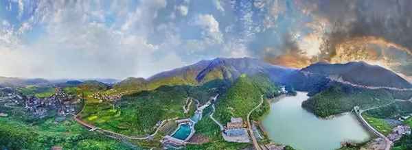 鳳凰谷景區在哪里-鳳凰寨景區在哪里