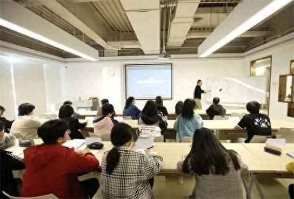 四年級(jí)班主任工作計(jì)劃上學(xué)期2022_四年級(jí)班主任工作計(jì)劃上學(xué)期2022博客