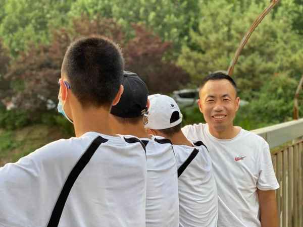 表哥店是什么意思;表哥指的是什么
