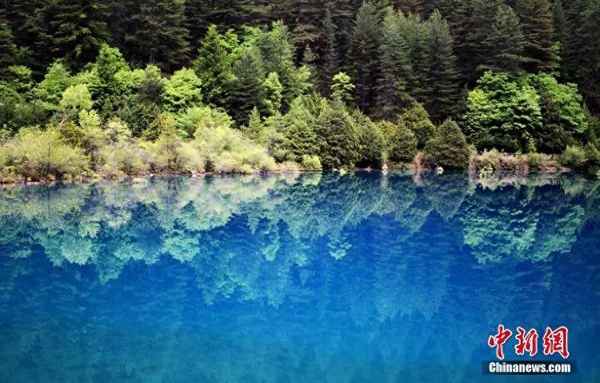 秋天的九寨沟图片—九寨沟风景图片大全 最美