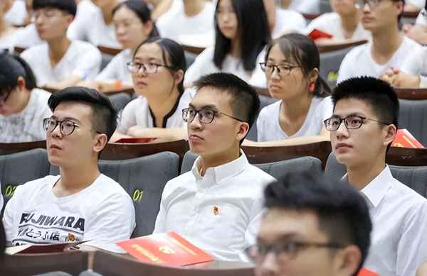 入黨申請書是抄的沒事吧;入黨申請書是抄的沒事吧知乎