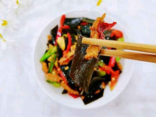 海帶配什么菜炒最好;吃完海帶千萬別碰的幾種食物