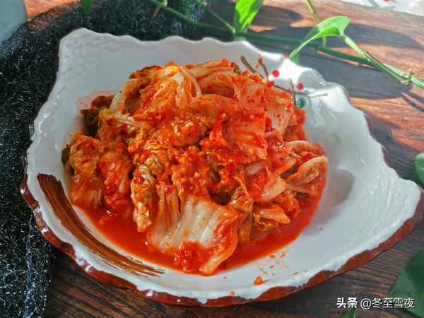 辣白菜五花肉土豆片做法、辣白菜土豆肉的做法