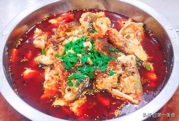 家庭版草魚火鍋怎么做—草魚吃火鍋怎么做簡單又好吃