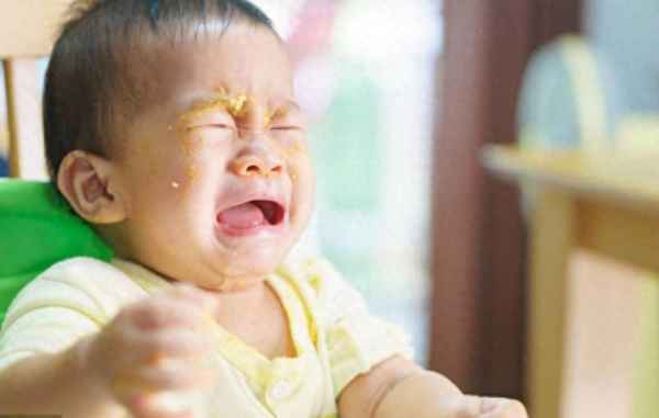 断奶宝宝晚上哭闹怎么办-断奶宝宝晚上哭闹怎么办呢