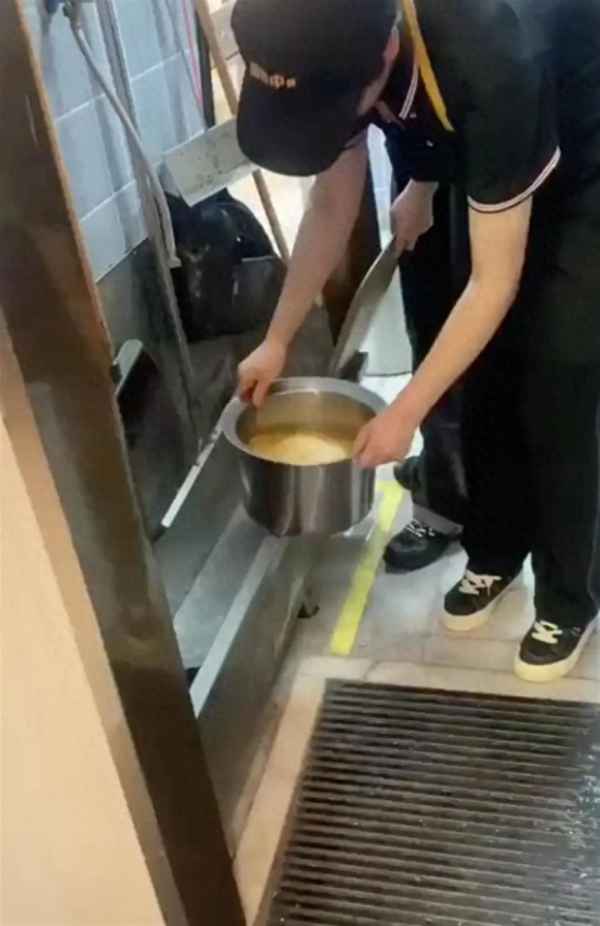 果汁能喝汽水一塊喝嗎_果汁飲料能不能喝