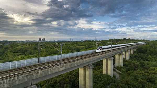 出租房屋信息广告,房屋出租广告贴