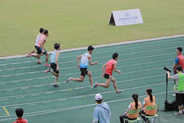 運動會作文400字 優(yōu)(運動會作文400字優(yōu)秀作文初三)