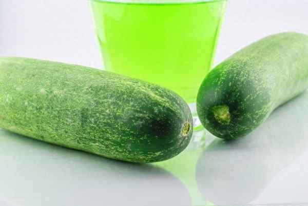 冰糖黃瓜水怎么做法視頻(冰糖和黃瓜可以一起吃嗎？)