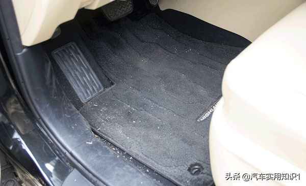 汽車腳墊全包好還是半包好_汽車腳墊全包好還是半包好貼吧