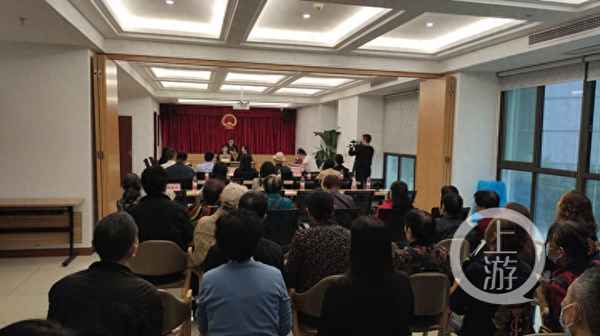 老人有钱却向子女要赡养费(老人有钱还要求子女赡养)
