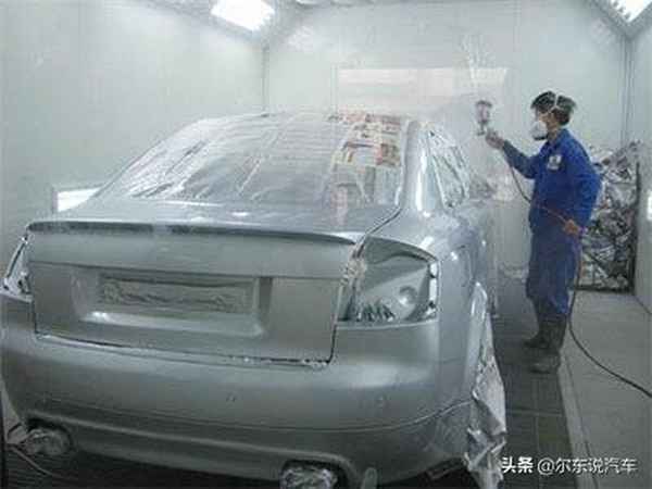 改色膜好還是全車噴漆好(汽車重新噴漆能撐幾年)