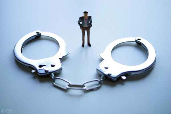 入室盗窃一千元以下应怎么判刑(入室盗窃案1000元以下量刑标准)